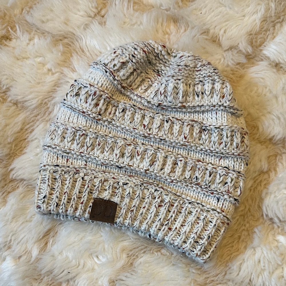 C.C Speckled Knit Beanie in Cream and Brown